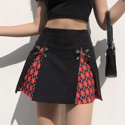 Gothic Harajuku Plaid And Safety Pins Skirt GA029 - Egirldoll