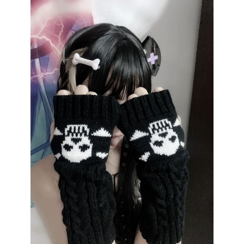 Gothic Harajuku Punk Black Skull Half Finger Long Gloves BE079 - Egirldoll
