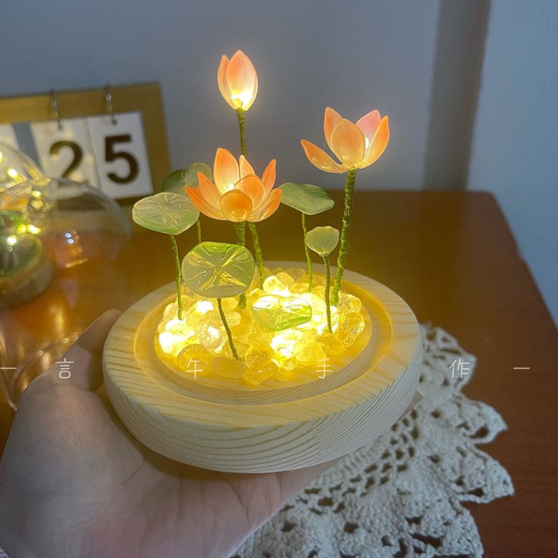 Lotus Lamp - Kimi - Egirldoll
