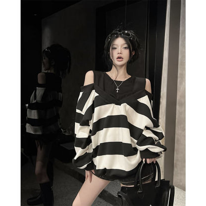 Stripe Open Shoulder Loose Sweatshirt SP18345 - Egirldoll